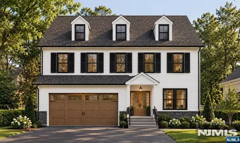 54 W Hobart Gap Rd, Livingston, NJ 07039
