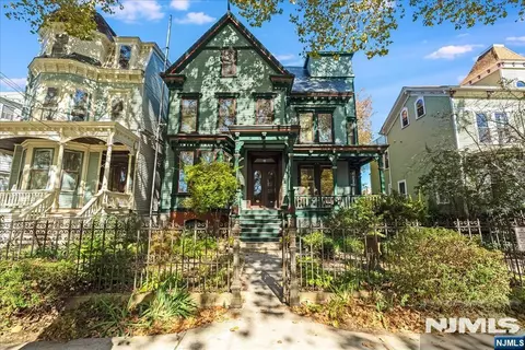74 Sherman Pl, Jersey City, NJ 07307