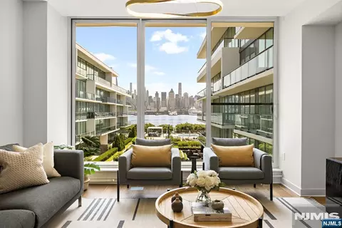1200 Ave At Port Imperial #513, Weehawken, NJ 07086