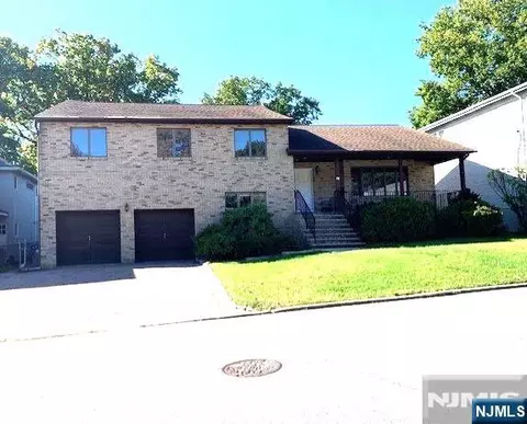 68 Irving Ave, Englewood Cliffs, NJ 07632