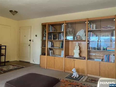 Living - 280 Prospect Ave #11H, Hackensack, NJ 07601 photo 1 of 2
