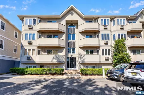 776-784 N 6th St #6, Newark, NJ 07107