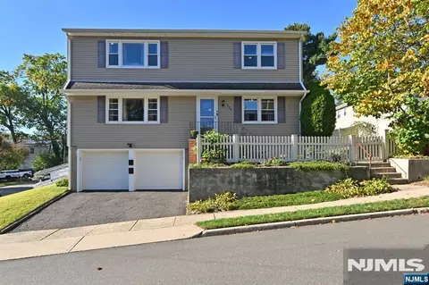 124 Woodland Ave, Maywood, NJ 07607