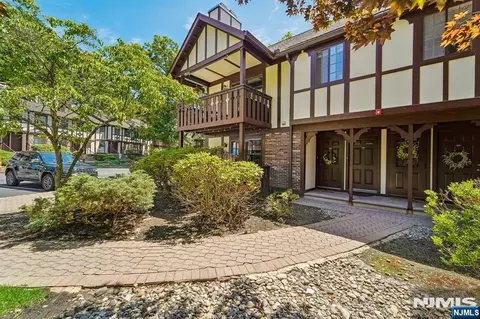 3811 Melville #3811, Mahwah, NJ 07430