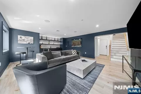 Other - 779 Paramus Rd #2, Paramus, NJ 07652 photo 8 of 13