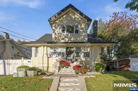 88-90 Burlington Ave, Paterson, NJ 07502