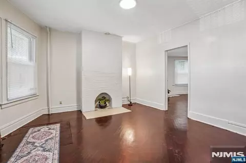 Living - 14-16 Scheerer, Newark, NJ 07112 photo 3 of 6