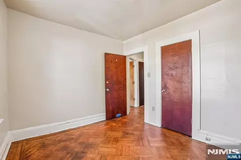 Bedroom - 14-16 Scheerer, Newark, NJ 07112 photo 5 of 11
