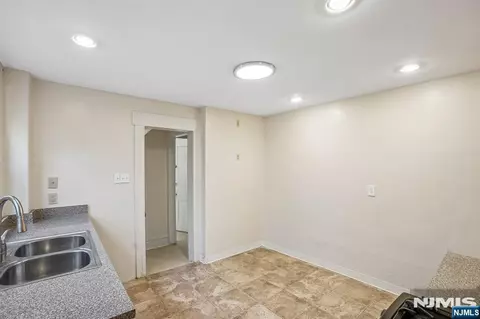 Entry Way - 14-16 Scheerer, Newark, NJ 07112 photo 6 of 6