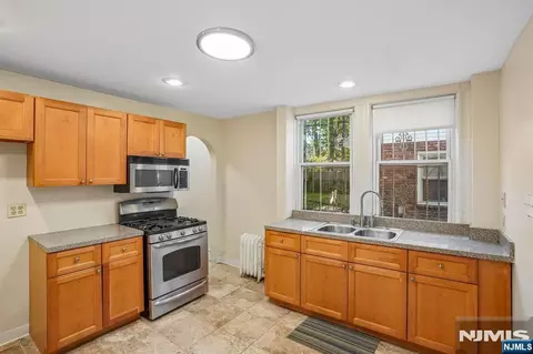 Kitchen - 14-16 Scheerer, Newark, NJ 07112 photo 3 of 5