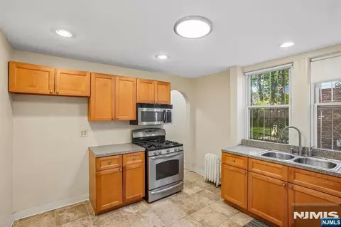 Kitchen - 14-16 Scheerer, Newark, NJ 07112 photo 1 of 5