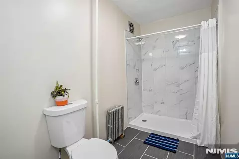 Bath - 14-16 Scheerer, Newark, NJ 07112 photo 1 of 3