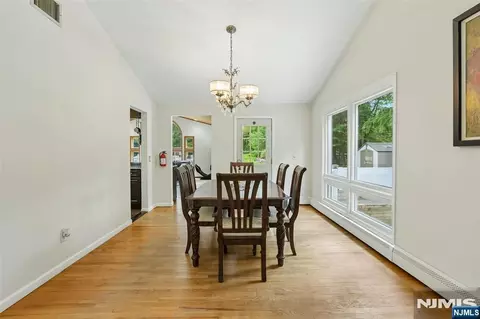 68 Lake St, Saddle River, NJ 07458 photo 25