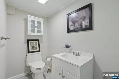 68 Lake St, Saddle River, NJ 07458 photo 49