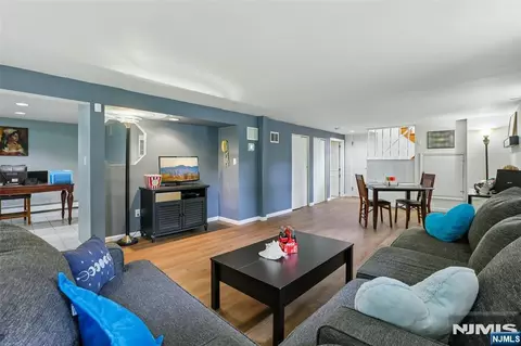 68 Lake St, Saddle River, NJ 07458 photo 47