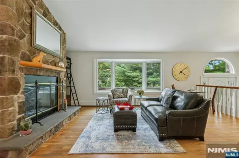 68 Lake St, Saddle River, NJ 07458 photo 18
