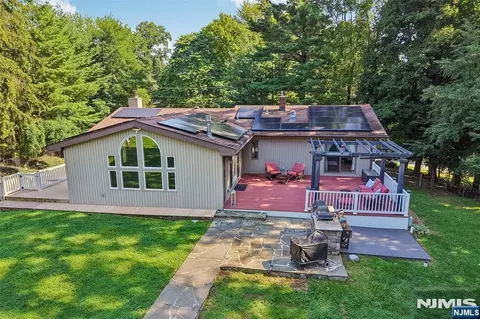 68 Lake St, Saddle River, NJ 07458 photo 5