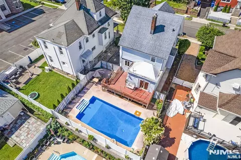 View/Area - 21 Hackett Pl, Rutherford, NJ 07070 photo 2 of 3