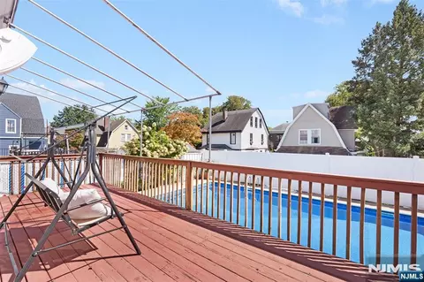 Exterior - 21 Hackett Pl, Rutherford, NJ 07070 photo 3 of 6