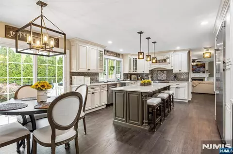 Kitchen - 75 Harmer Ter, Wayne, NJ 07470 photo 1 of 4