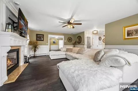 Living - 75 Harmer Ter, Wayne, NJ 07470 photo 1 of 1