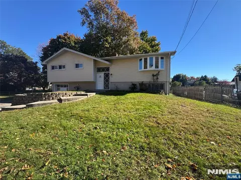 208 Washington St, Northvale, NJ 07647