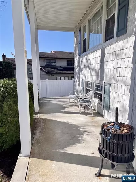 Exterior - 41 Mohawk Dr, Springfield, NJ 07081 photo 5 of 5