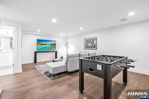 Other - 11 Gabriel Ct #11, Paramus, NJ 07652 photo 16 of 17