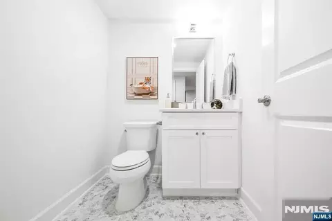 Bath - 19 Gabriel Ct #19, Paramus, NJ 07652 photo 6 of 6