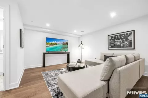 Other - 19 Gabriel Ct #19, Paramus, NJ 07652 photo 12 of 16