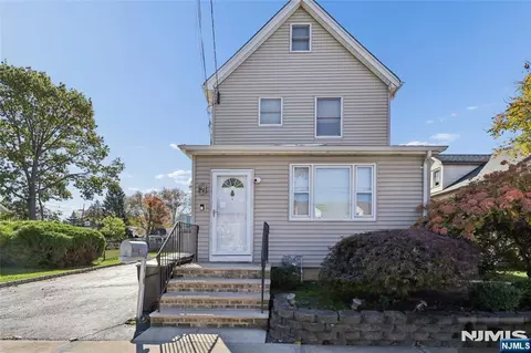 186 Grand St, New Milford, NJ 07646