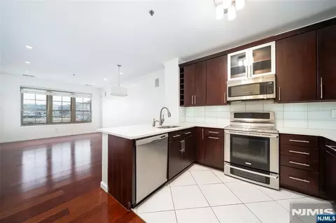 26 Ave At Port Imperial #204, West New York, NJ 07093