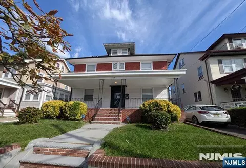 349-351 Parker St, Newark, NJ 07104