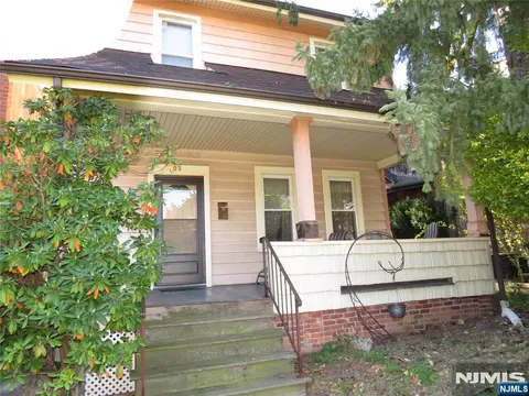 308 W Palisade Ave, Englewood, NJ 07631