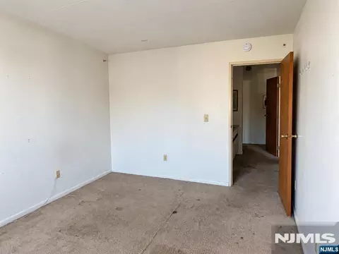 Bedroom - 5 Linden St #4I, Hackensack, NJ 07601 photo 1 of 1
