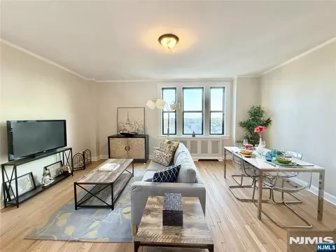 2600 Kennedy Blvd #1003, Jersey City, NJ 07306