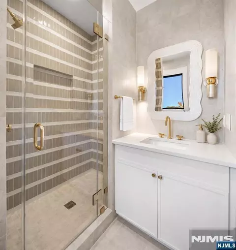 Bath - 113 W Midland Ave, Paramus, NJ 07652 photo 4 of 8
