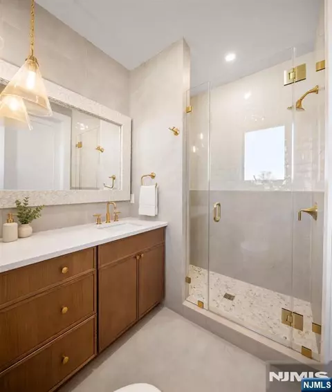 Bath - 113 W Midland Ave, Paramus, NJ 07652 photo 5 of 8
