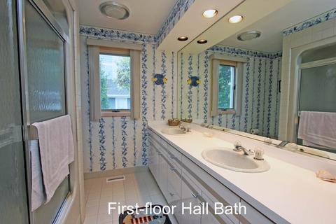 166 69th St, Avalon, NJ 08202 photo 6