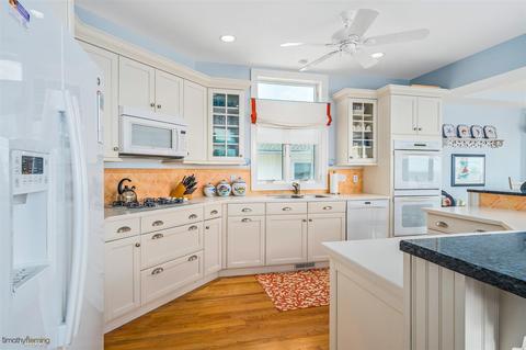 92 E 12th St, Avalon, NJ 08202 photo 13