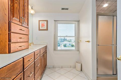 24 E 21st St, Avalon, NJ 08202 photo 15