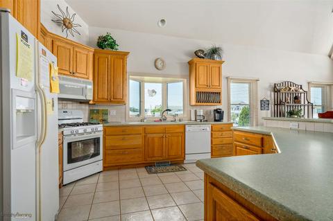 24 E 21st St, Avalon, NJ 08202 photo 7