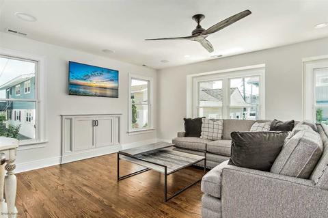 84 E 22nd St, Avalon, NJ 08202 photo 5