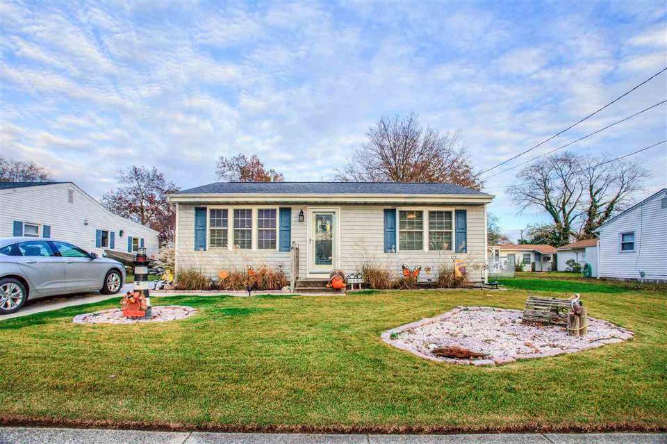 609 Arctic Ave, North Cape May, NJ 08204