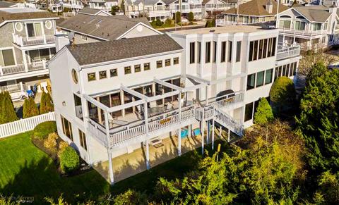 74 37th St, Avalon, NJ 08202 photo 1