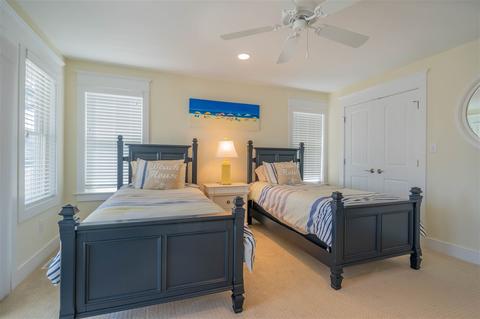 304 76th St, Avalon, NJ 08202 photo 4