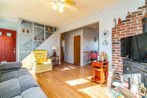 308 S Commonwealth Ave, Strathmere, NJ 08248 photo 4