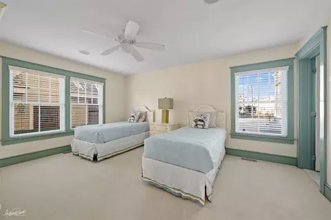 99 E 27th St, Avalon, NJ 08202 photo 13