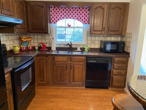 400 Champlain Dr, Villas, NJ 08251 photo 5