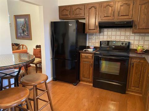 400 Champlain Dr, Villas, NJ 08251 photo 4
